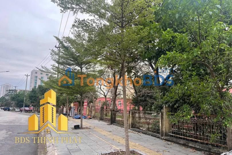 Nhà Góc 2 Mặt Tiền 42m² Kinh Doanh Sầm Uất TP Bắc Giang - 3.5 Tỷ