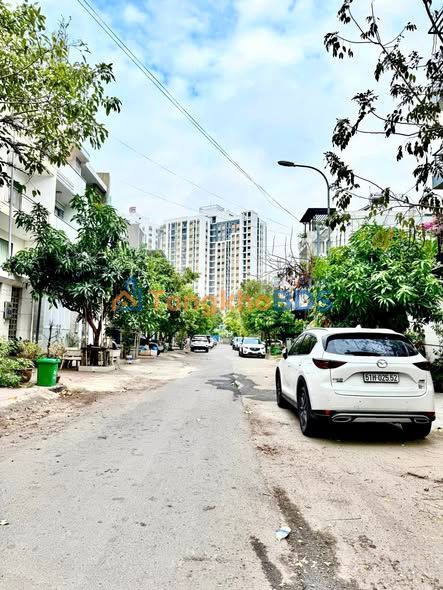 Đất Nền MT Liên Phường, TP. Thủ Đức 111m² - Sổ Hồng Sẵn Sàng