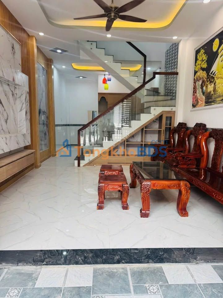 Nhà Phố 3PN Tân Uyên - Sổ Hồng Riêng, 1.15 Tỷ - Sẵn Sàng Dọn Vào Ở Ngay