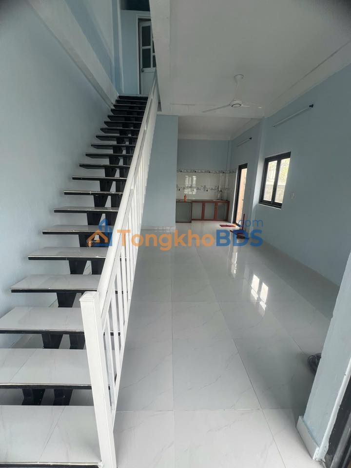 Cho thuê nhà nguyên căn Oasis City, Bình Dương - Giá 4.5 triệu/tháng