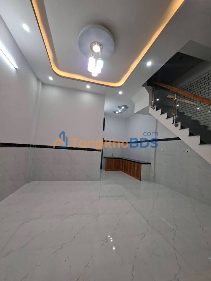 Nhà 48.6m² Gần MT Bạch Đằng, Quy Nhơn - Giá 2.89 Tỷ