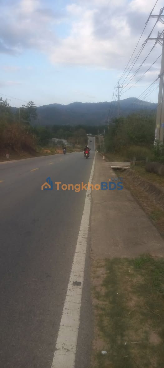 Bán Gấp Nhà Cấp 4 Mặt Tiền Đường Hồ Chí Minh, Đắk Nông - 200m² Thổ Cư