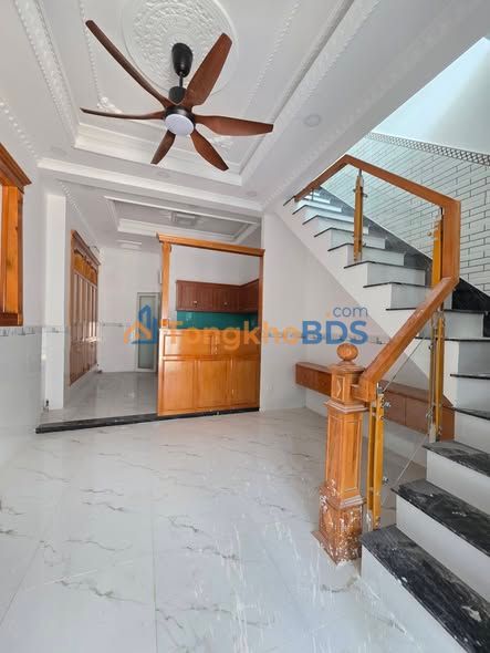 Nhà Sổ Chung Dĩ An 40m² - 1.5 Tỷ, 2 Lầu, 3PN, Hướng Tây Bắc