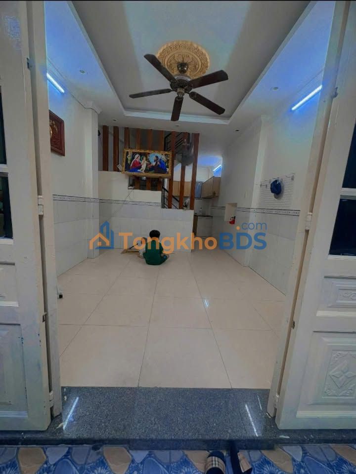 Nhà Phước Long B, Thủ Đức 30m² Giá 3.4 Tỷ - Sẵn Sàng Vào Ở Ngay