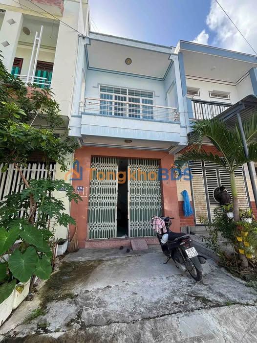 Nhà Nguyễn Khoái Vĩnh Hòa 60m2 4,9 tỷ - Chinh chu ban