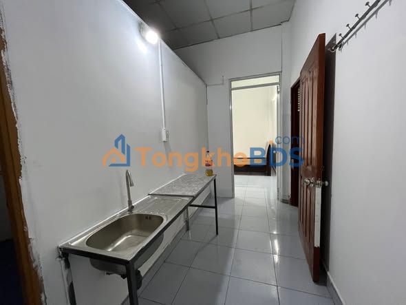 Phòng Trọ 30m² Ngô Gia Tự, Thủ Đức - Gần BV Hoàn Hảo, Giá 3.2 Triệu