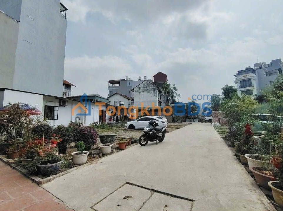 Bán Đất Lô Góc 50m² Phố Ngọc Thụy, Long Biên - Tự Thiết Kế Nhà Riêng