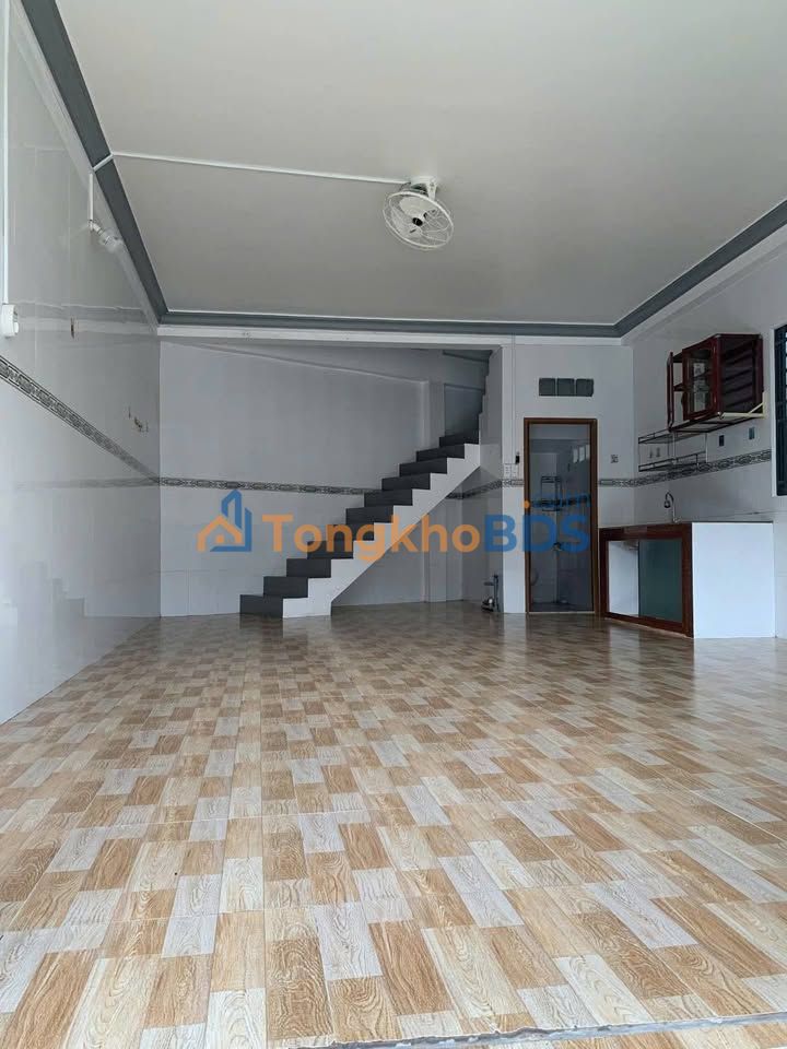 Cho thuê nhà trệt lầu Hẻm Trần Quang Diệu, Bình Thủy - 76m² - 4 triệu/tháng