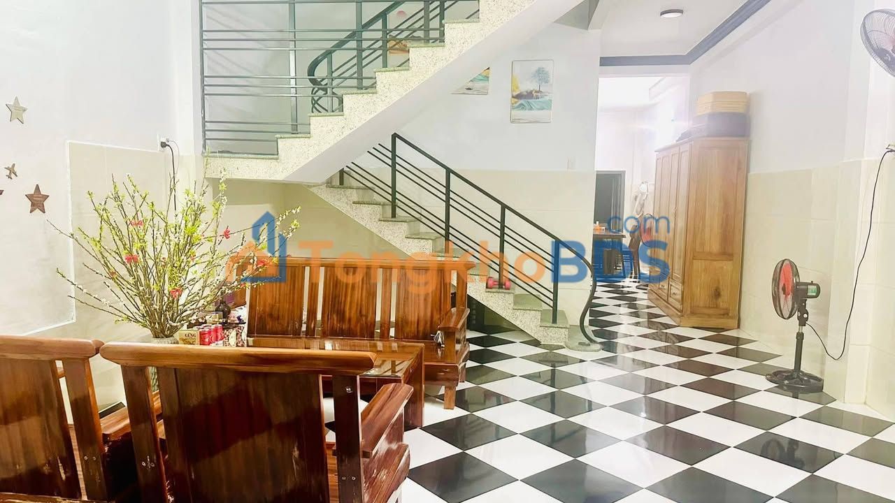 Nhà 105m² cho thuê đường Phong Nam, Đà Nẵng - 3PN, full nội thất, giá 4 triệu