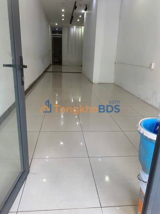 Cho thuê nhà 2 tầng mặt tiền kinh doanh TP Bắc Giang - 9 triệu/tháng