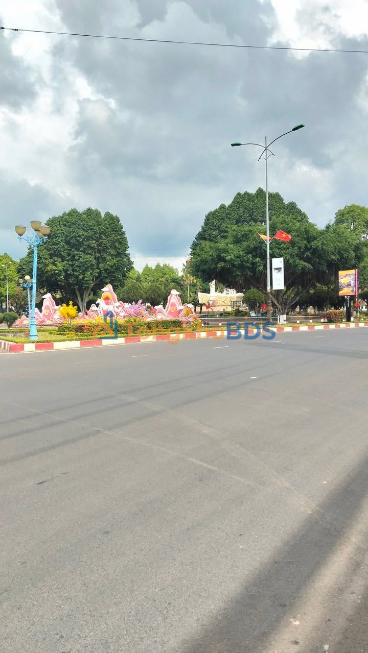 Mặt Tiền KD Nguyễn Lương Bằng - 357m² Sổ Hồng - Giá Tốt