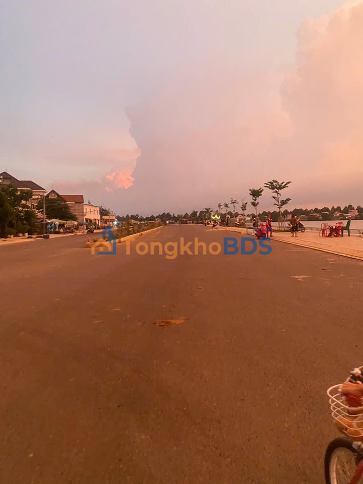 Nhà 96m² Phường Trấn Biên, Biên Hòa - Sẵn Sàng Ở Ngay, Gần Bờ Kè