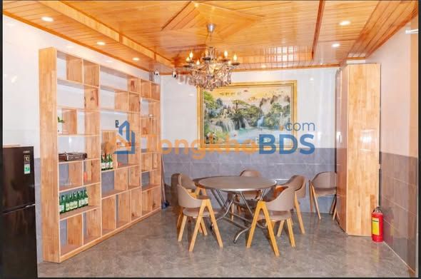 Cho thuê/Sang Nhượng Nhà Nguyên Căn 16PN Xô Viết Nghệ Tĩnh, Đà Lạt - 35 Triệu/Tháng