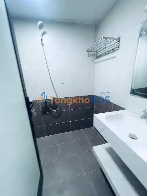 Cho thuê Căn hộ 3PN Ngõ 155 Cầu Giấy - Full Nội thất, Giá 4.6 Triệu