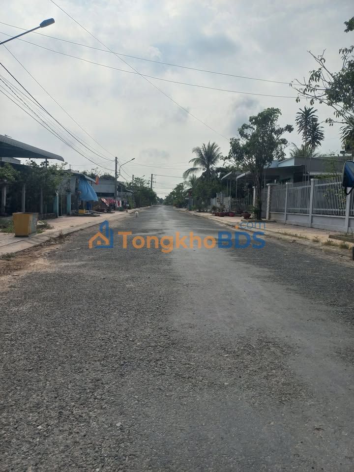 Bán Nền Đất 176m² Xã Tân Hồng, H. Hồng Ngự, Đồng Tháp - Sẵn Sàng Đầu Tư