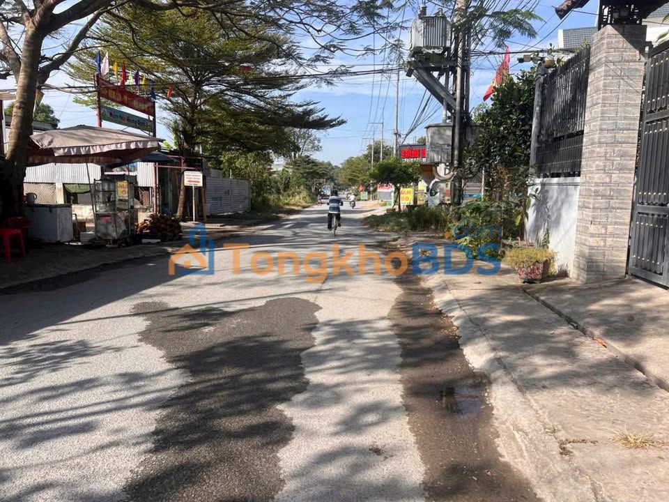 Bán Xưởng Mặt Tiền Trảng Dài, Đồng Nai - 360m² Sổ Riêng, Giá 6.5 Tỷ