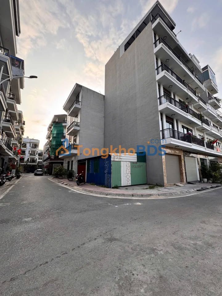 Đất Lô Góc Thế Lữ - Chương Dương, Hải Phòng - 40m² Sổ Đỏ, Giá 5.6 Tỷ