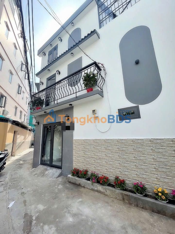 Nhà 2.3 Tỷ Âu Cơ, Tân Bình - 3 Lầu, Sổ Hồng Riêng