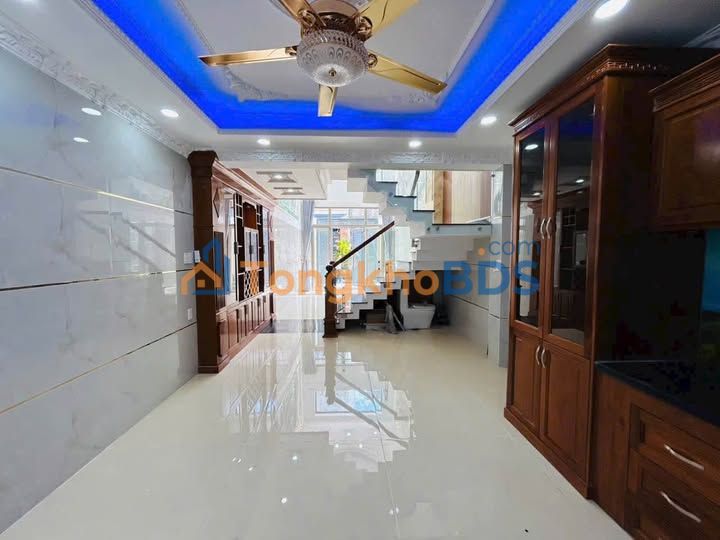 Nhà 64m² Lê Văn Quới, Bình Tân - 7.2 Tỷ, Trệt Lửng 3 Lầu