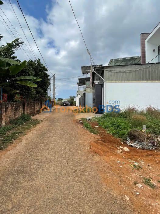 Nhà 135m² Hẻm 206 Lê Thánh Tôn, Pleiku - Giá 1.09 Tỷ, Sẵn Sàng Ở Ngay