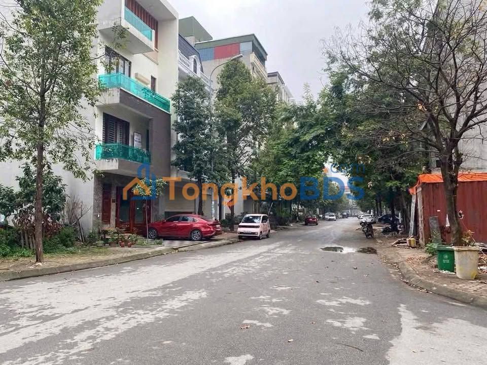 Bán Đất Lô Góc Mặt Tiền Nguyễn Đăng Sở, Bắc Ninh - 117.5m², Gần Hồ