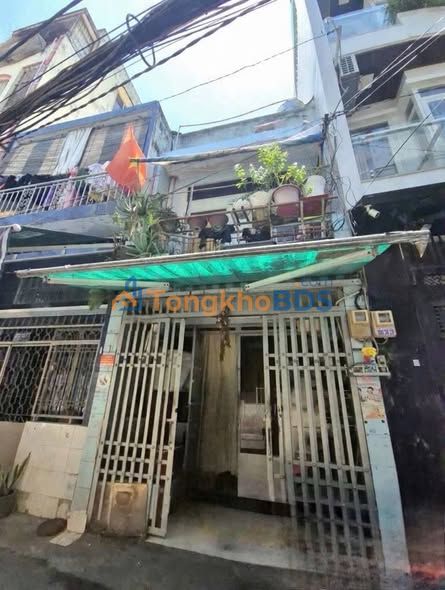 Nhà Nở Hậu Lý Thường Kiệt, Tân Bình 28m² - Xe Hơi Tới Tận Nhà, Giá 4.4 Tỷ