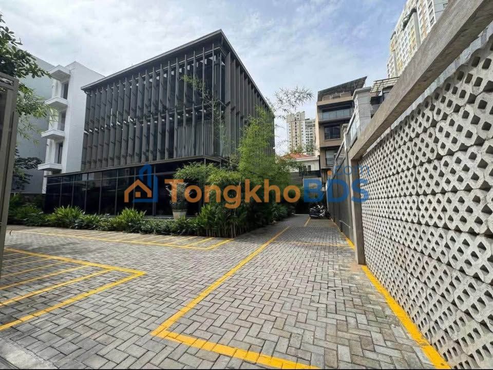 Tòa Văn Phòng Hạng A Quốc Hương, Thảo Điền - 1.200m² Nguyên Tòa