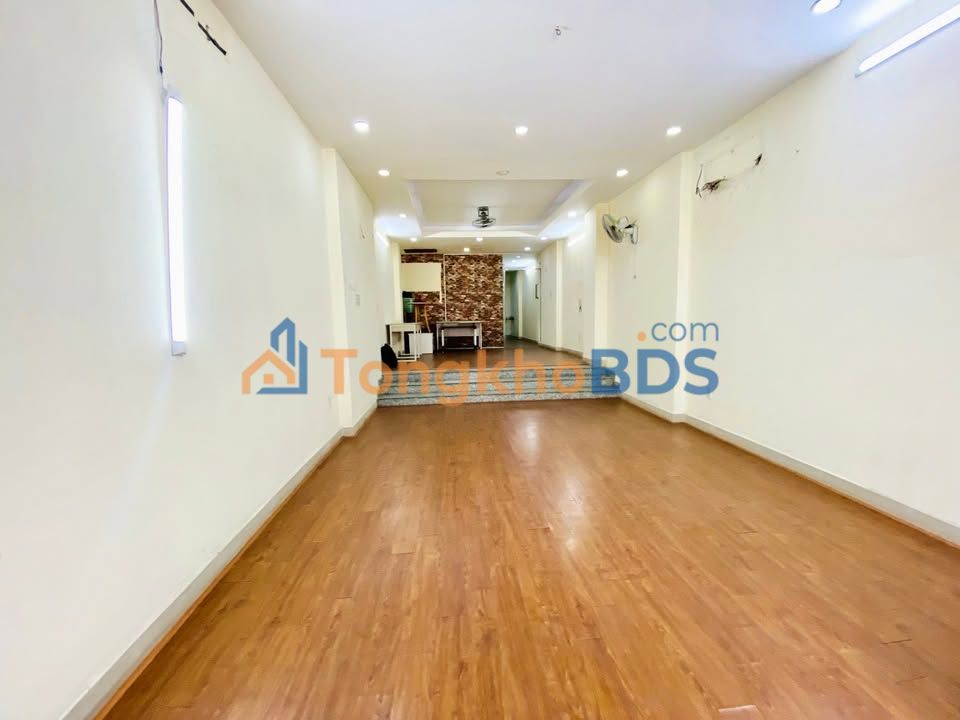 Nhà 4 Tầng Hẻm Xe Hơi 6m Quận 7 - Gần Nguyễn Văn Linh - 84m²