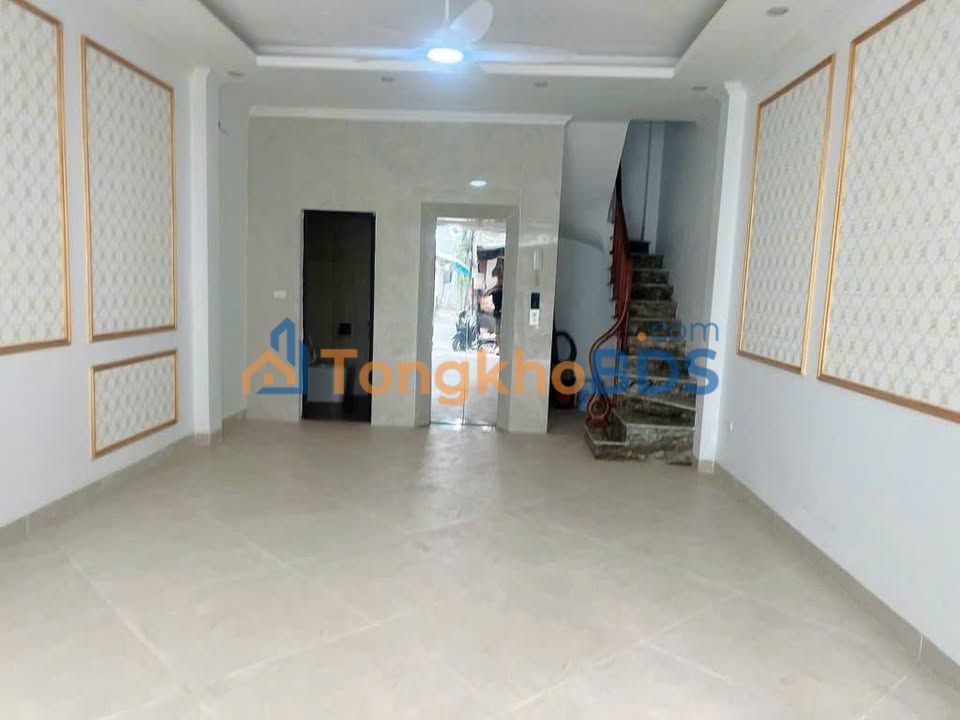 Nhà 5 Tầng Thang Máy Ô Tô Đỗ Cửa Đại Mỗ - 4.5 Tỷ