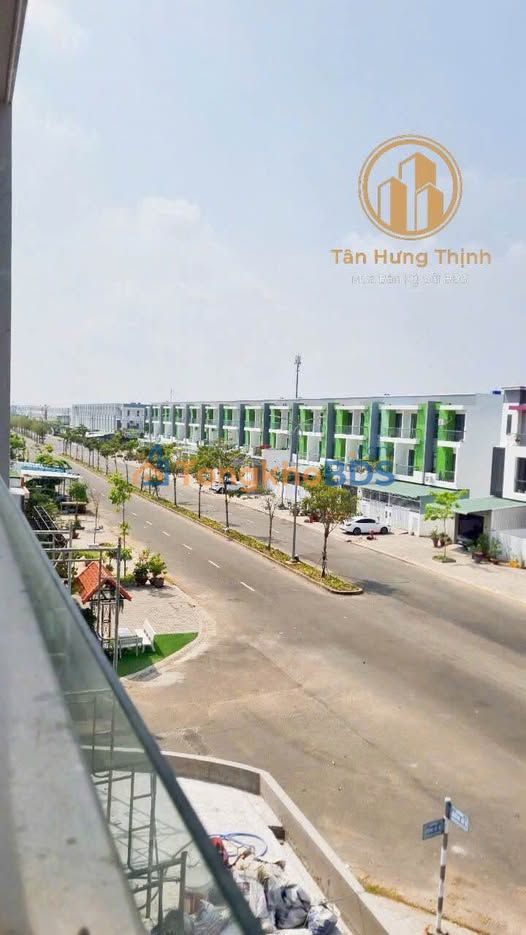 Nhà 3 Tầng Mặt Tiền Rạch Giá - 110m² Sổ Hồng Hoàn Công