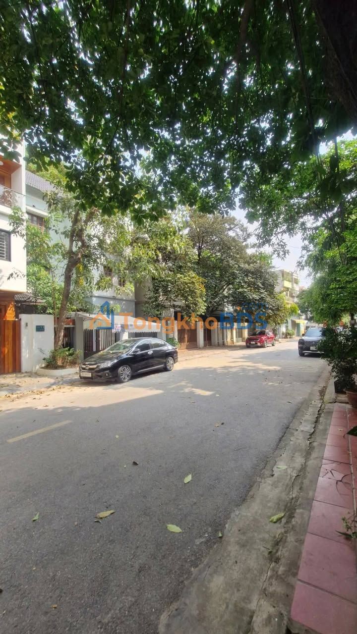 Nhà Phân Lô Tây Mỗ, Nam Từ Liêm - Ô Tô Vào Nhà, 76m² Sổ Đỏ