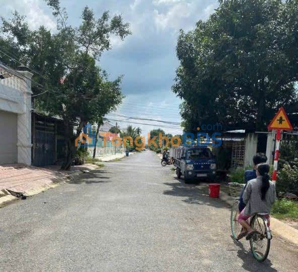 Đất Vàng Mặt Tiền Chợ Thanh Điền, Tây Ninh - 965m² Hướng Đông, Giá Tốt