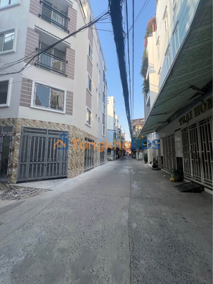 Nhà 31m² Huỳnh Văn Bánh, Phú Nhuận - Giá 6 Tỷ, Sổ Hồng Riêng