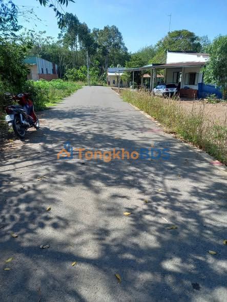 Đất Phú Giáo 200m² - Giá 600 Triệu, Sổ Đỏ Sẵn Sàng