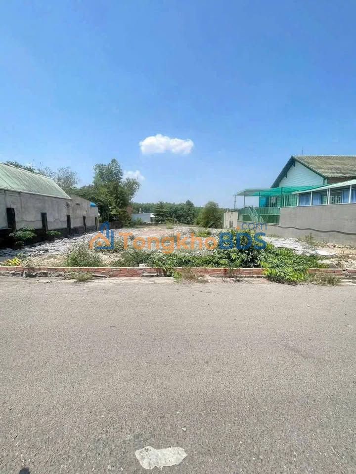 Đất Trảng Bom 600m² Mặt Tiền Trịnh Hoài Đức - Giá 3.1 Tỷ TL