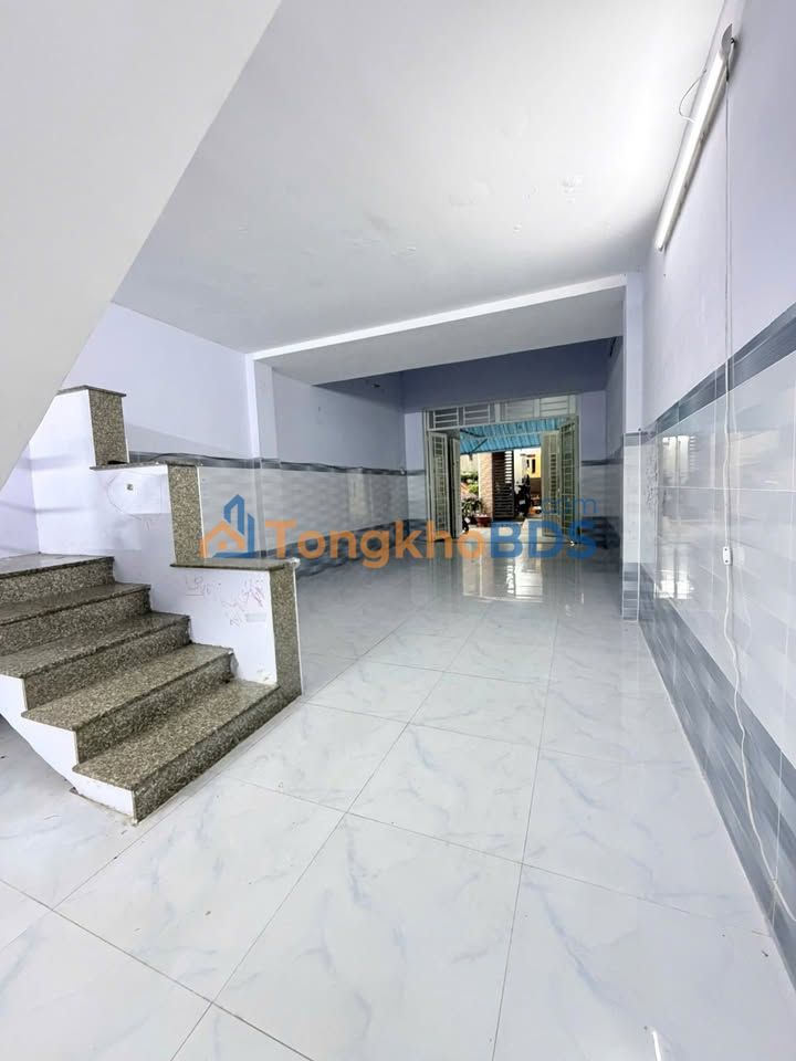 Bán Nhà Phố Tân Phú 58m² - 2PN, Hẻm 4m Ô Tô Tới Cửa, Giá 4.95 Tỷ