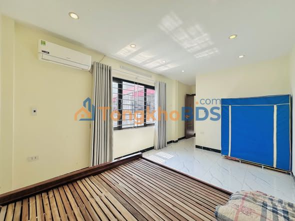 Cho thuê phòng trọ Lĩnh Nam 28m² giá 3.5 triệu - Ngõ ba gác, gần ĐH Kinh Công