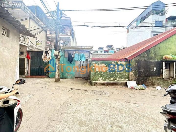 Bán Đất Lạc Trung 65m² Mặt Đường - Dòng Tiền Hàng Tỷ/Năm