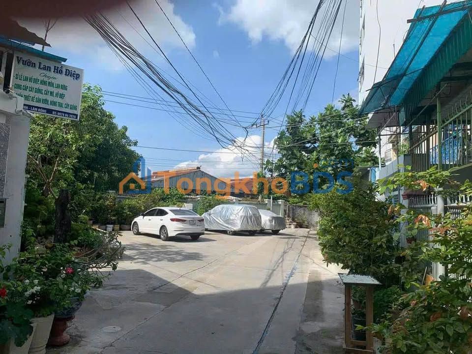 Bán Nhà 3 Tầng Lộc Thọ 170m² - 2 Mặt Tiền, Gần Biển Nha Trang - 22.1 Tỷ