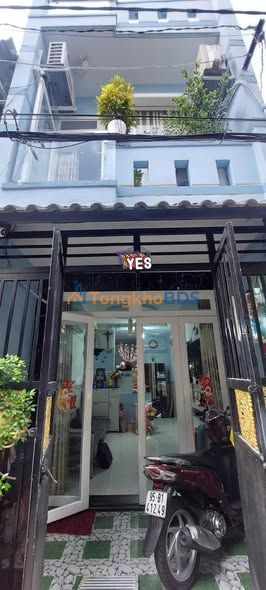 Nhà 2 Tầng Hẻm Xe Hơi 5m - 31m² - Bình Tân - 2.9 Tỷ