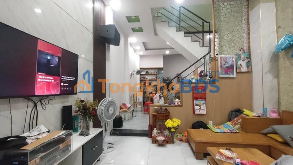 Nhà 53m² 3 Lầu Lê Văn Chí, Thủ Đức - SHR Hoàn Công, Giá 5.1 Tỷ