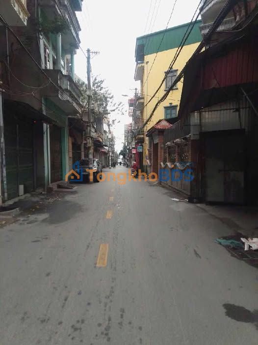 Nhà 3 Tầng Đồng Kỵ 107m² - Mặt Tiền 13m - Sổ Đỏ Trao Tay