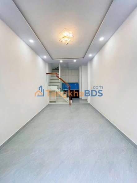 Nhà 3 Tấm 21m² Đoàn Văn Bơ, Quận 4 - Sổ Hồng Riêng, Giá 5.3 Tỷ