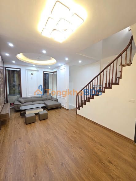 Bán Nhà Mặt Phố Tô Hiệu Hà Đông 52m² 5 Tầng Full Nội Thất - Giá Tốt