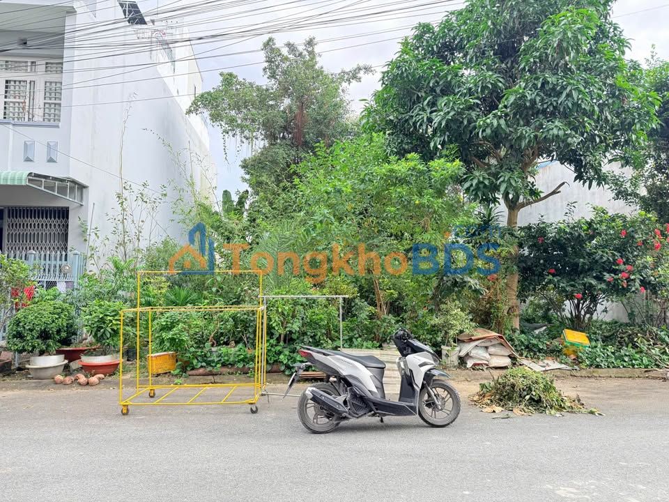 Bán Gấp 2 Nền Liền Kề Nguyễn Văn Trỗi, Long Xuyên - 165.6m²