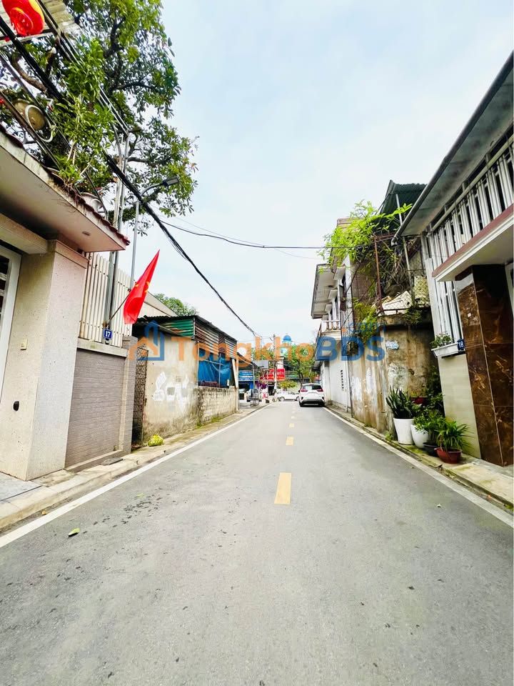 Nhà 1.5 Tầng Đường Ô Tô Tránh Nhau, Phường Trường Thi, TP Vinh - 118.4m²