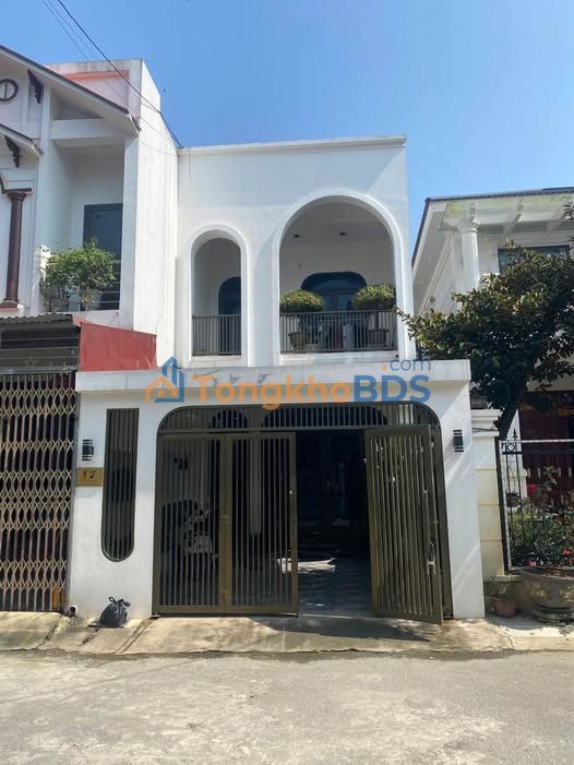 Nhà 2 Tầng Full Thổ Cư Đại Lộ Nguyễn Thái Học, Lào Cai - Sẵn Sàng Dọn Vào Ở