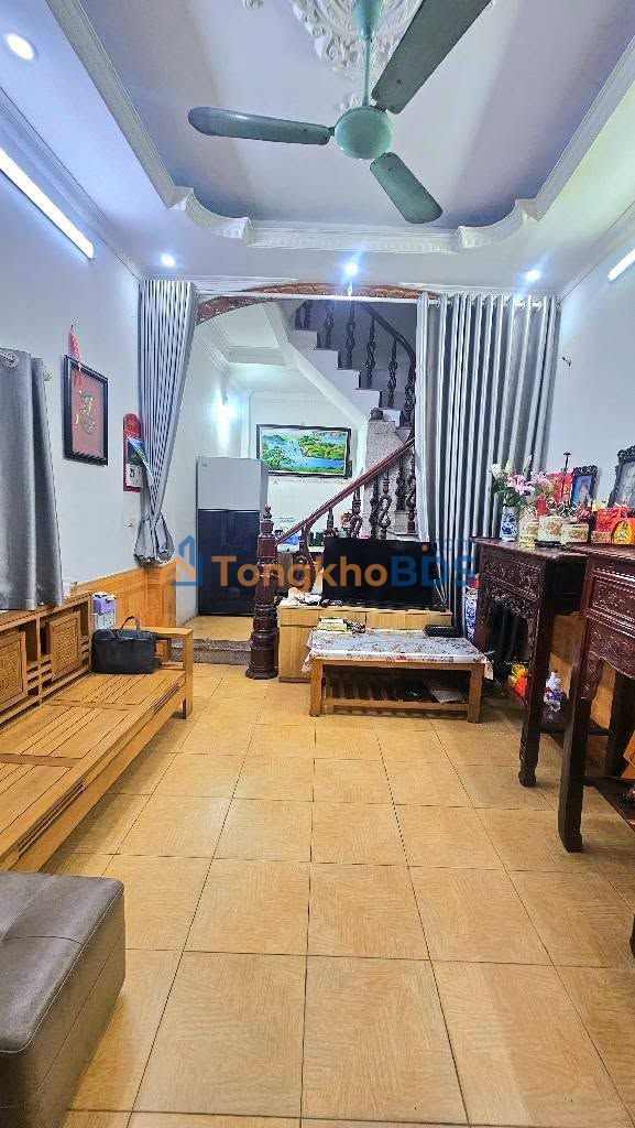 Nhà 40m² Tam Trinh, Hoàng Mai - 4 Tầng, Sổ Đỏ Chính Chủ, Gần CV Yên Sở