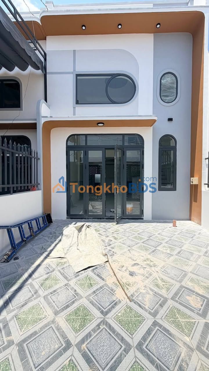 Nhà Gác Đúc 114.5m² Mặt Tiền Bê Tông - Sổ Riêng Thổ Cư Giá 1.49 Tỷ