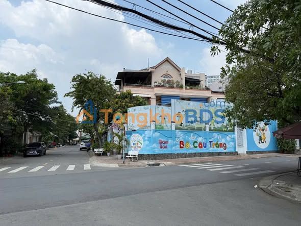 Nhà Mặt Tiền Khổng Tử, Thủ Đức - 80m² Kinh Doanh Đỉnh, Giá 11.9 Tỷ